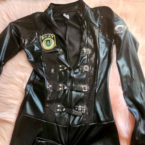 Sexy SWAT Police Costume. - Picture 2 of 6